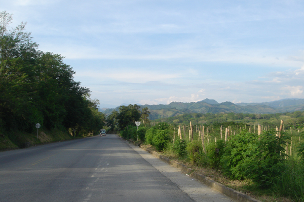 04C - La panamericaine entre Cali et M&eacute;deline