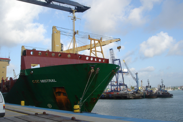 13PA - Notre porte conteneur