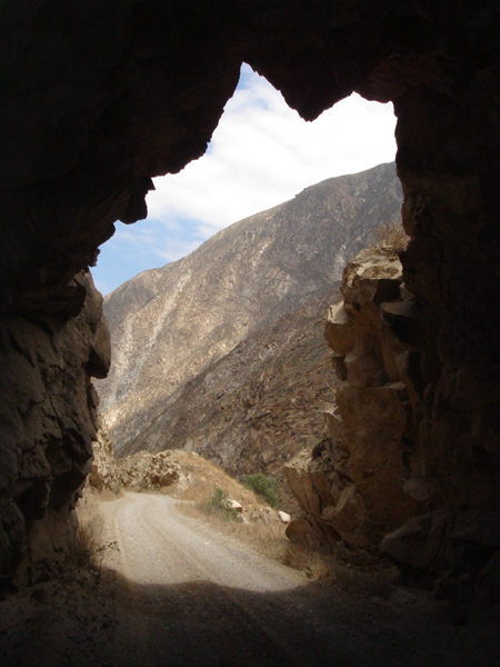 88P - Tunnel du canyon de Pato