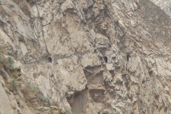 92P - enfilade de tunnels