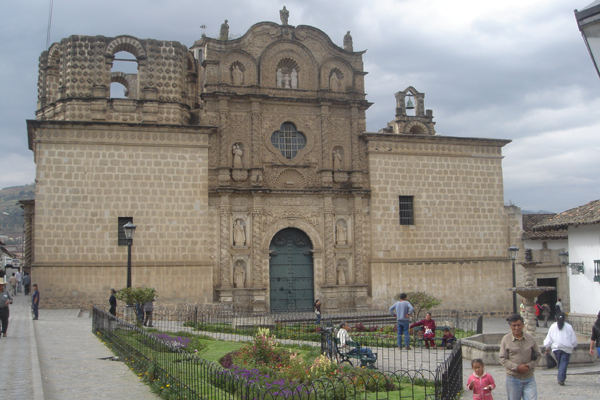 996P - Une &eacute;glise de B&eacute;len
