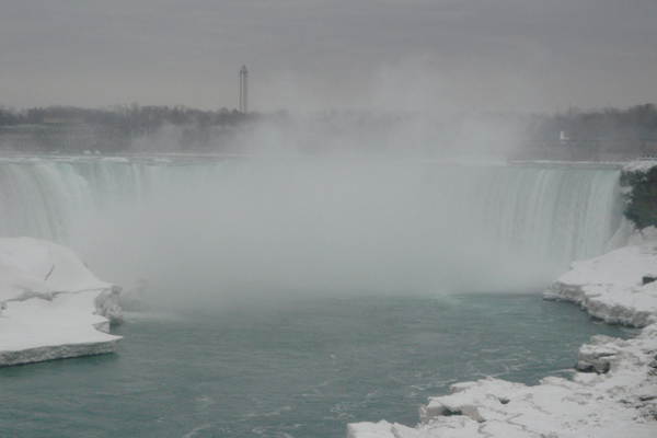 Les chutes du côté Canadien