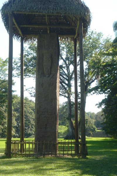 G00 - La plus grande st&egrave;le de Quirigua - 13m, 60 tonnes