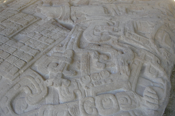 G06 - d&eacute;tail des scultures